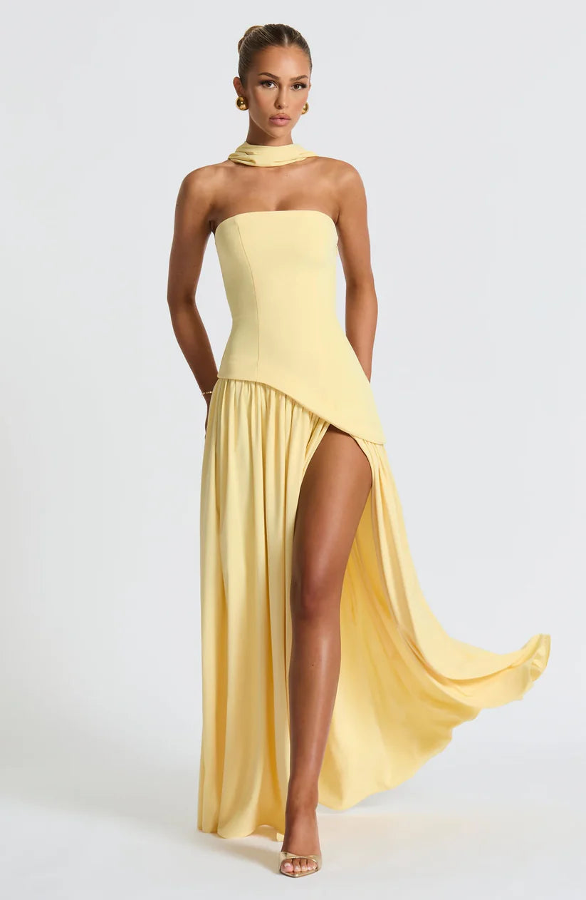 Alira - Dress golden veil