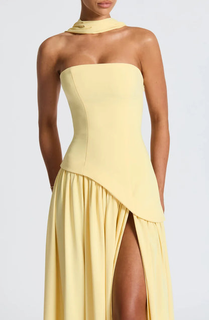 Alira - Dress golden veil