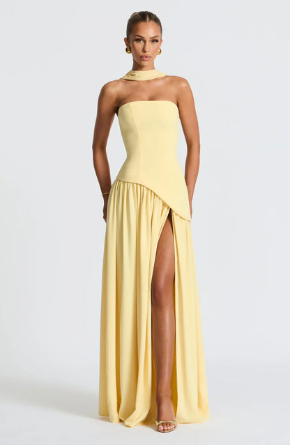 Alira - Dress golden veil